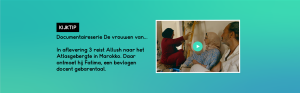 Tekst: Kijktip Documentaireserie De vrouwen van... Afbeelding: twee vrouwen en een man met gebaren in gesprek
